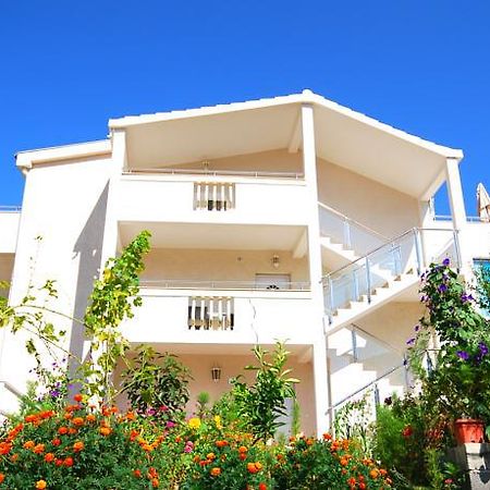 Jaz Apartments Будва Стая снимка